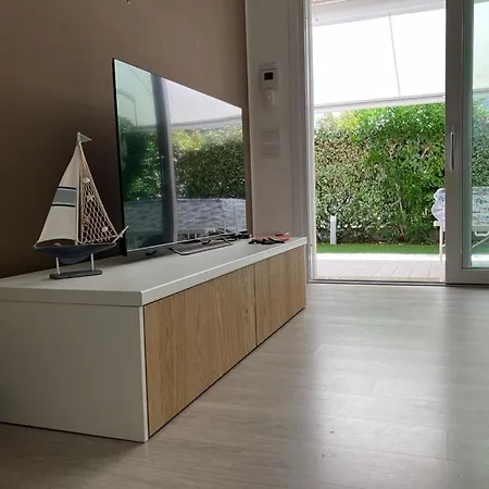 Apartment Blue Bay C2