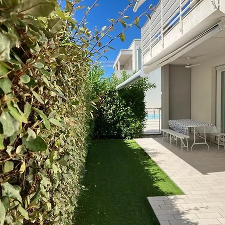 Apartment Blue Bay C2